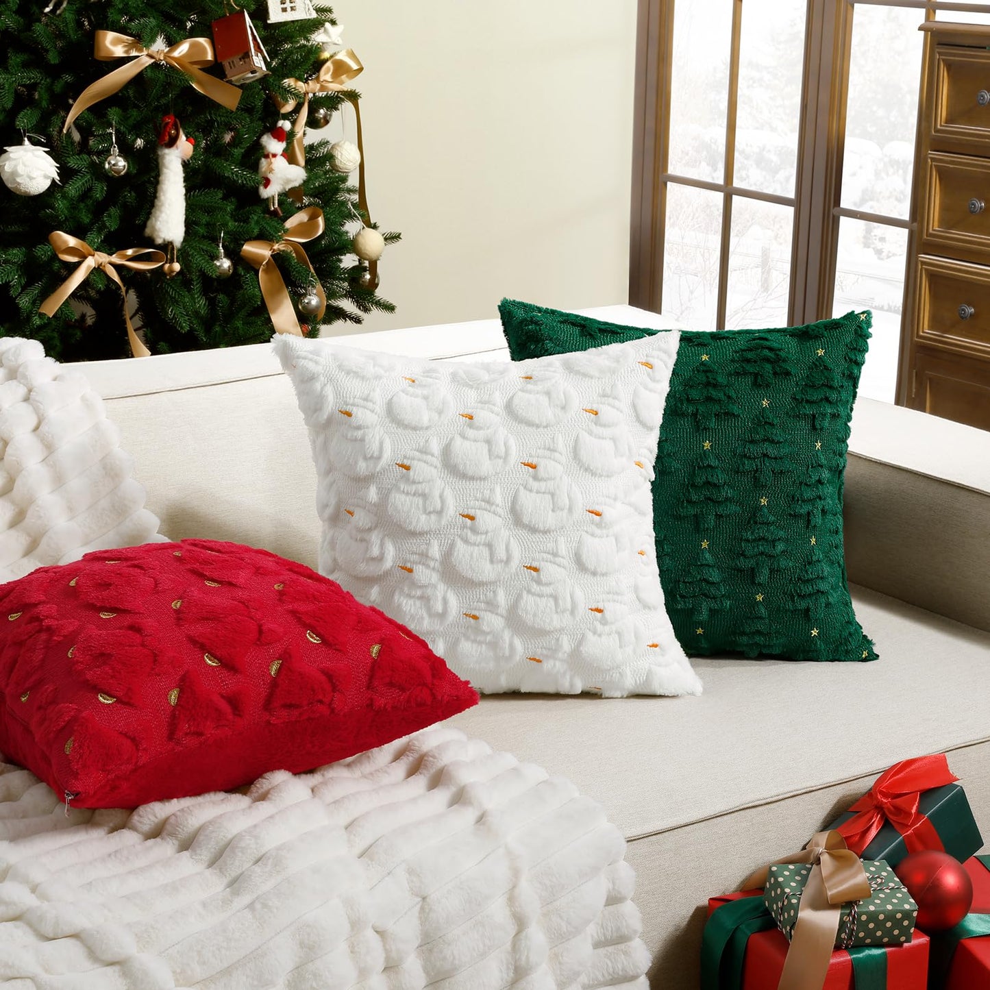 Softalker Christmas Throw Pillow Covers 18 x 18 Inch Set of 2, Xmas Winter Christmas Tree Faux Fur Cushion Covers, 3D Embroidered Pillow Cases for Couch Bedroom Living Room Decor, Green