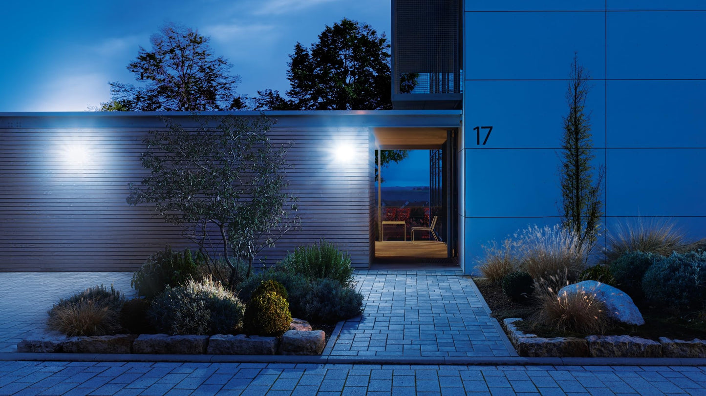 Steinel LED-Floodlight XLED Home 2 XL S White, 2124 lm, 180° Motion Detector, 19.3 W, Fully Swivelling LED Panel, Warm White Light Colour