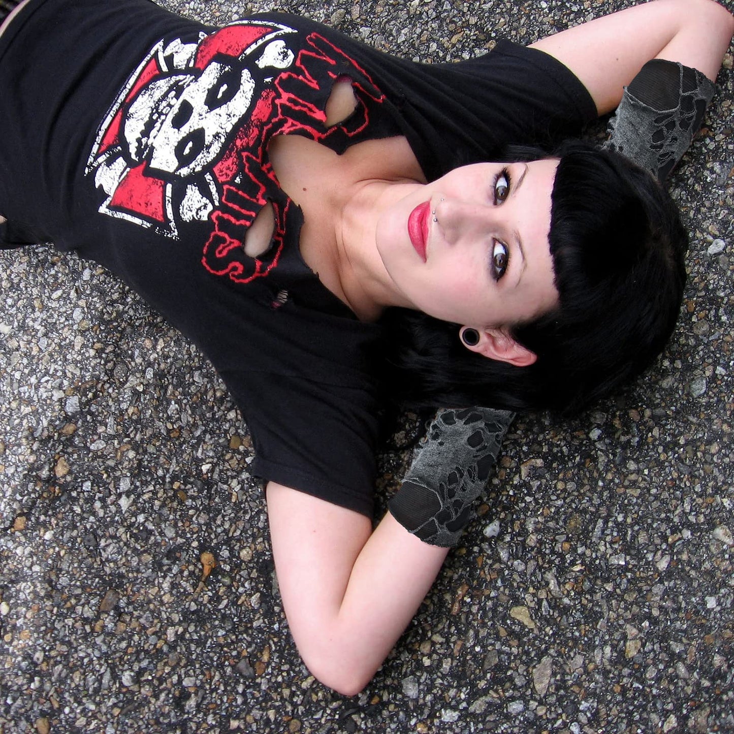 JISEN Women Punk Fingerless Gloves Ripped Cosplay Gothic Mittens for Halloween Costume Party E-Black