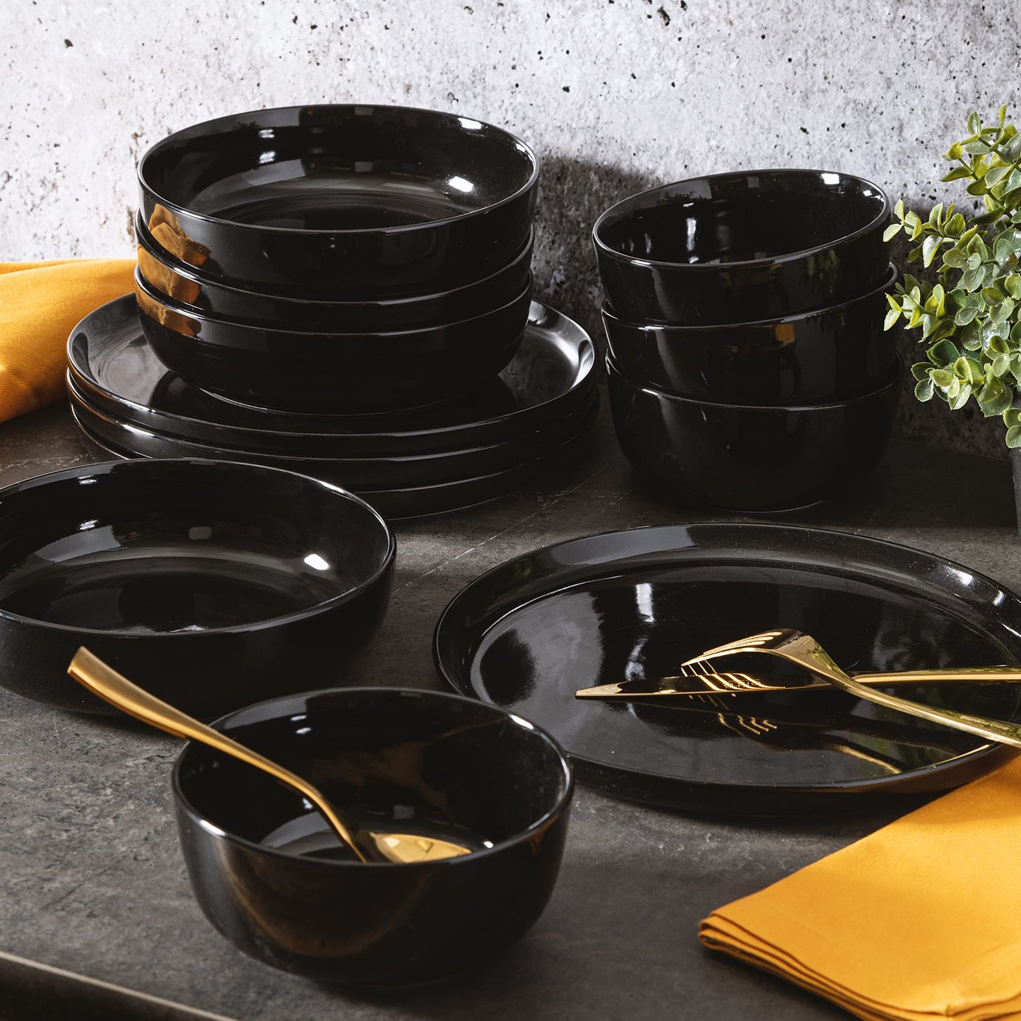 Gibson Home Summer Shades 16 Piece Plates and Bowls Dishes Service for 4 Porcelain Dinnerware Set - White