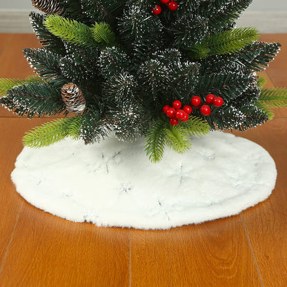 Sattiyrch Small Christmas Tree Skirt 18in, with Silver Snowflakes, Faux Fur White Xmas Tree Skirt for Christmas Tree (Silver Snowflakes, 18in)