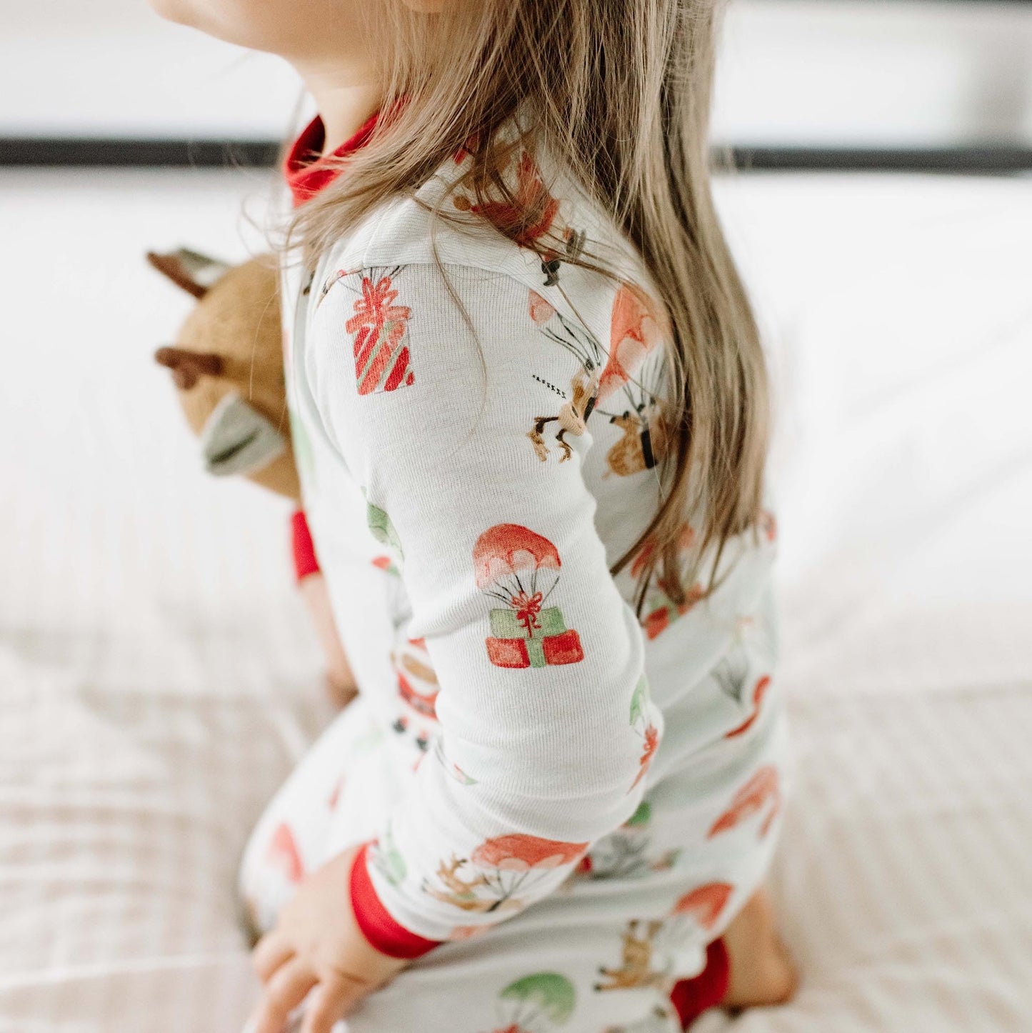 Burt's Bees Baby Baby Girls Pajamas, 2-Piece Tee and Pant PJ Set, 100% Organic Cotton, Snug Fit, Soft Sleep Pajama Outfit, Sizes 12 Months to 12 Years PJs