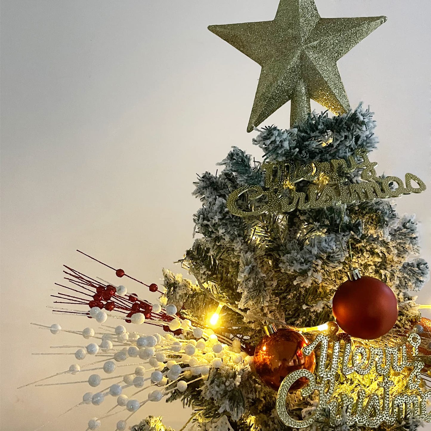 Losris Christmas Artificial Glitter Berry Stem Decorations Decorative Bead Sticks Xmas Picks Glittery Twigs Branches for Christmas Tree Wreath Gift Vase Home Decor Party Ornaments Black 24 PCS