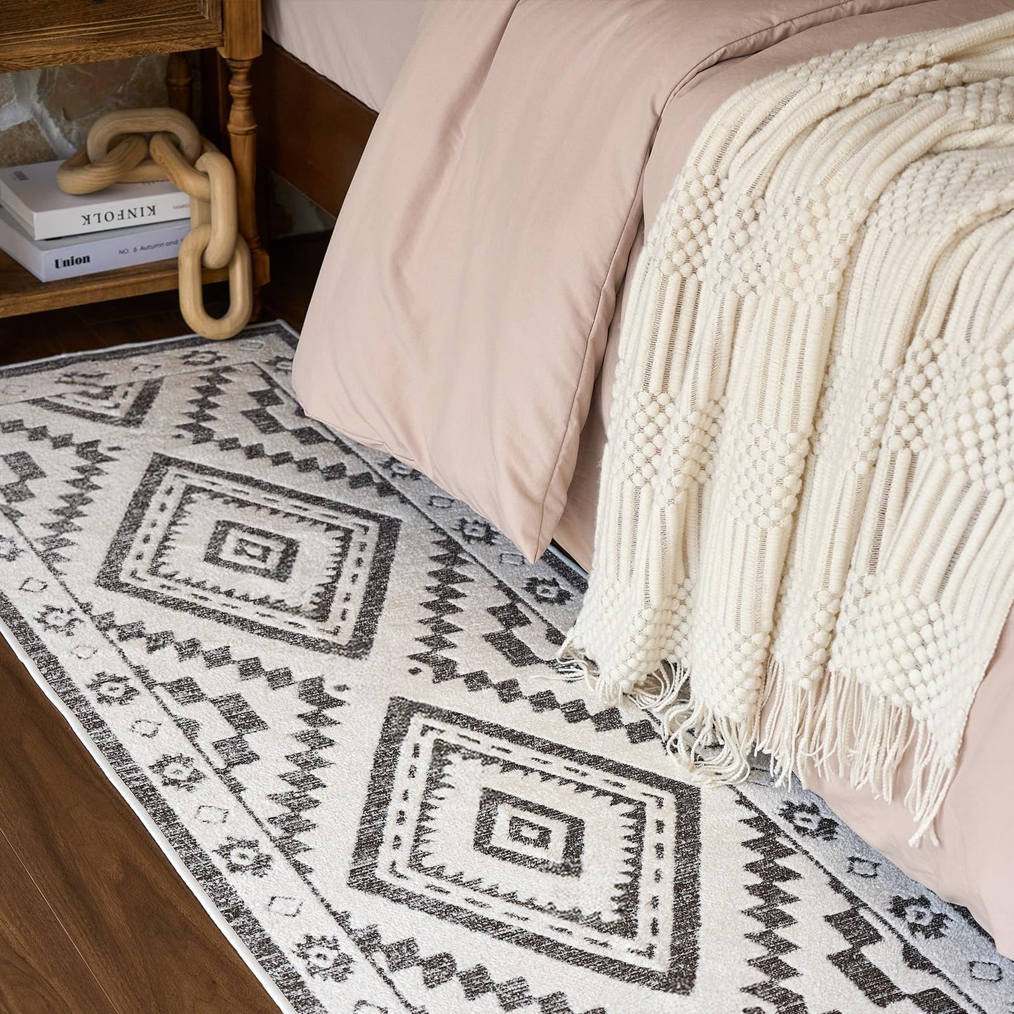RAMEFILD Moroccan Washable Entryway Rug 2x3, Geometric Decorative Woven Area Rug, Non-Slip Boho Accent Soft Low-Pile Indoor Door Mat, Small Throw Rug for Bathroom Front Porch, Dark Brown/White