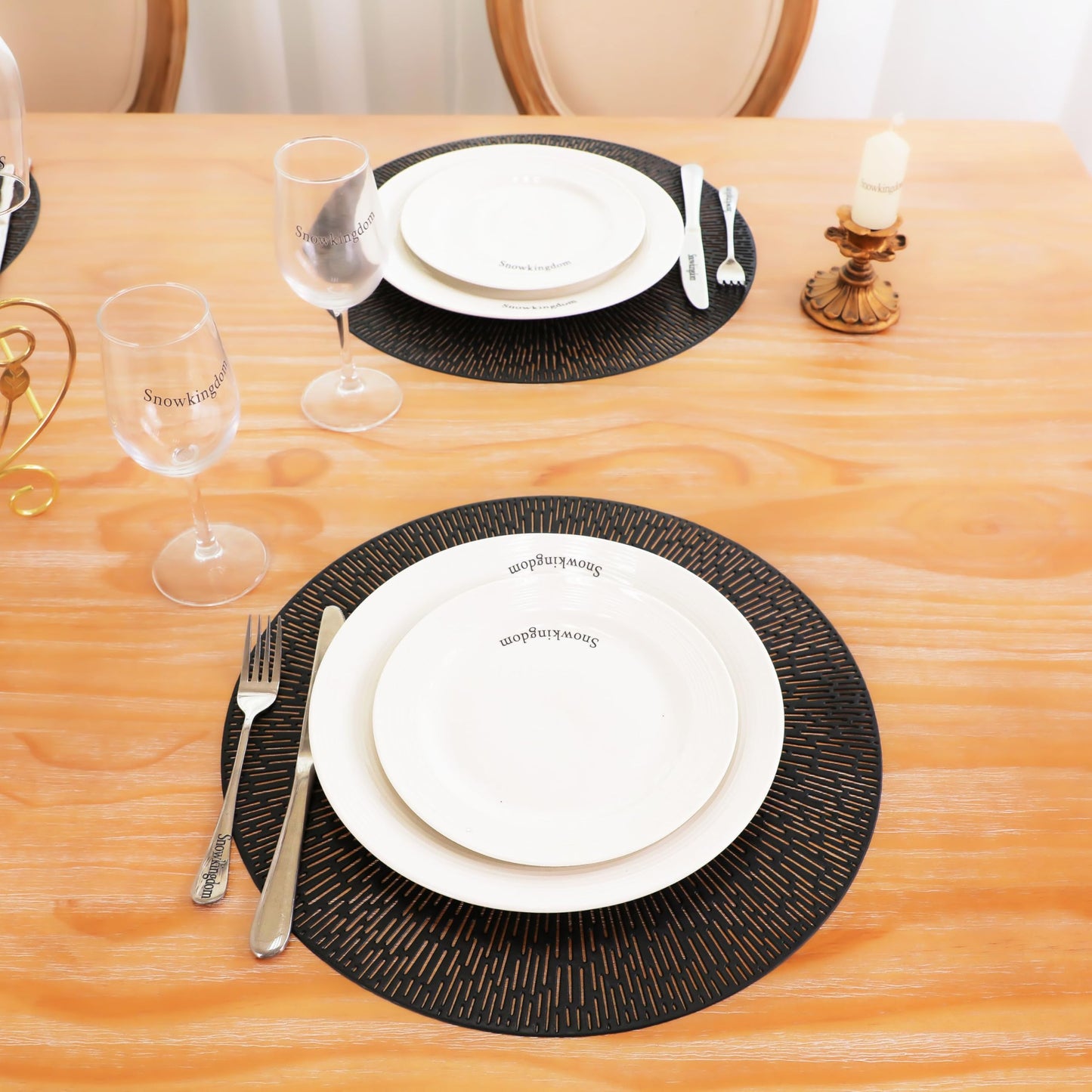 Snowkingdom Round Black Placemats Set of 6, Black Vinyl Washable Easy Clean 15 Inch Place Mats, Non-Slip Heat-Resistant Kitchen Dining Table Mats Hollow Round Placemat for Party Wedding Halloween