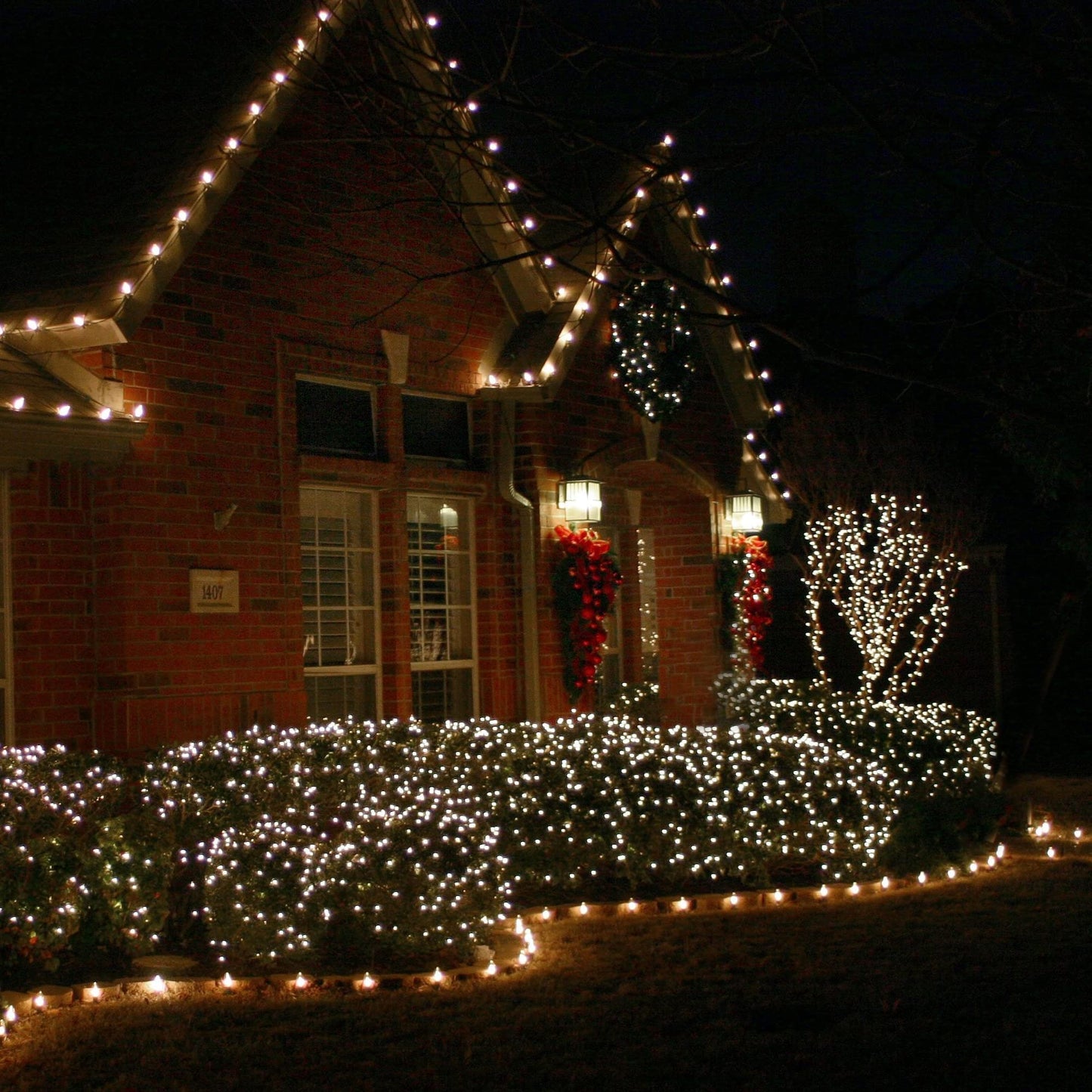 Uptotop Christmas 2 Pack String Light, Total 200 Count 40 FT Plug in Waterproof String Light Decorations for Party Carnival Supplies, Outdoor Yard Garden Decor (Warm White)