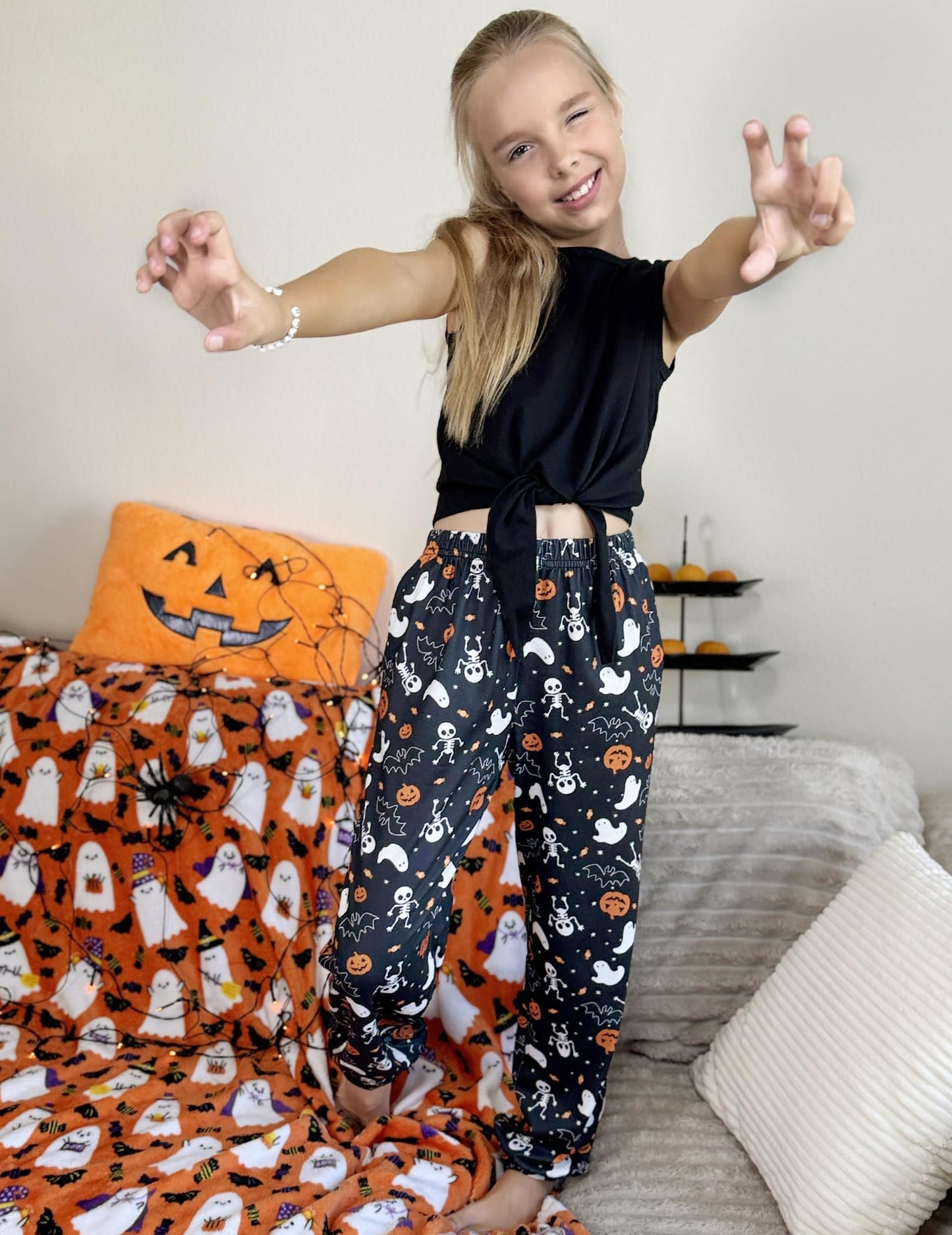 Arshiner Girls Pajama Pants Kids Plaid Pj Pants Comfy Lounge Sleepwear Bottoms with Pockets Black Halloween 11-12 Years