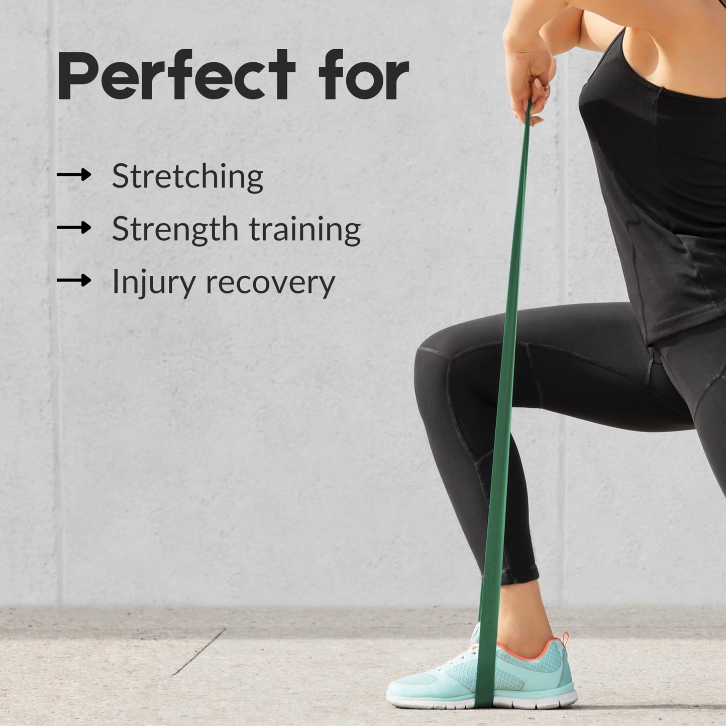 THERABAND Resistance Bands Set – Stretch Bands for Exercise, Therapy & Strength Training – Natural Rubber Latex Exercise Band for Men & Women - Resistance Bands Light, Medium and Heavy Resistance