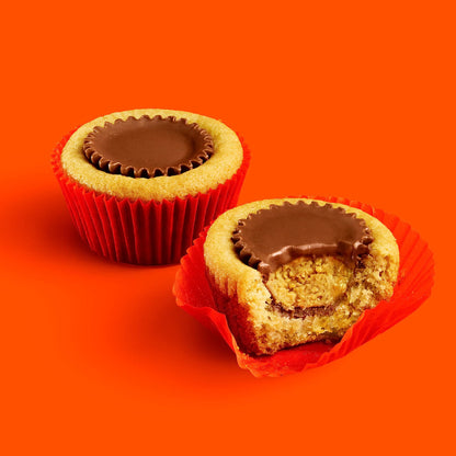 REESE'S Miniatures Milk Chocolate Peanut Butter Cups, Candy Party Pack, Halloween Candy, 35.6 oz