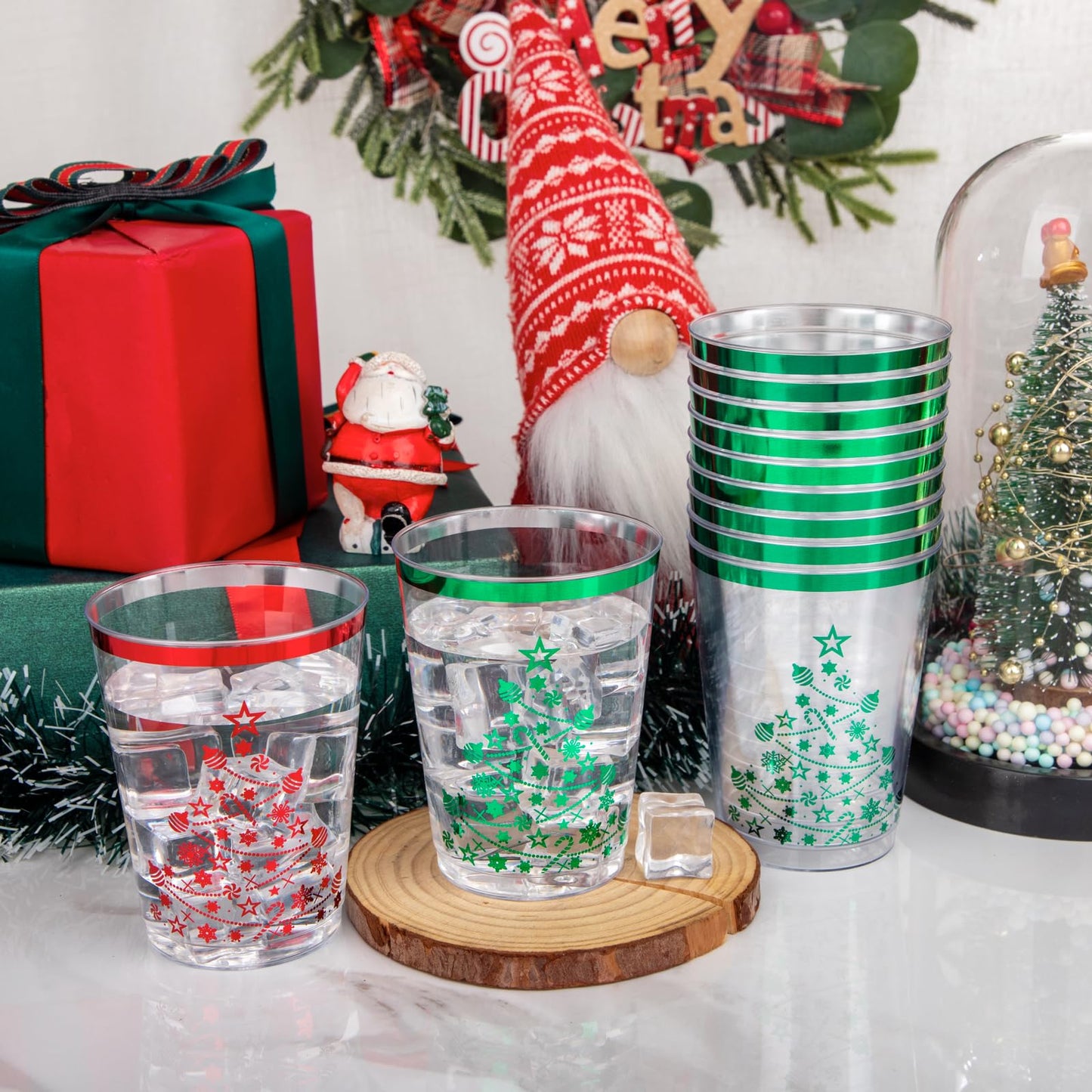 supernal 100pcs Christmas Plastic Cups,10oz Disposable Party Cups,Red and Green Plastic Tumblers with Christmas Tree Design,Party Cup Disposable for Xmas Party, Christmas Eve