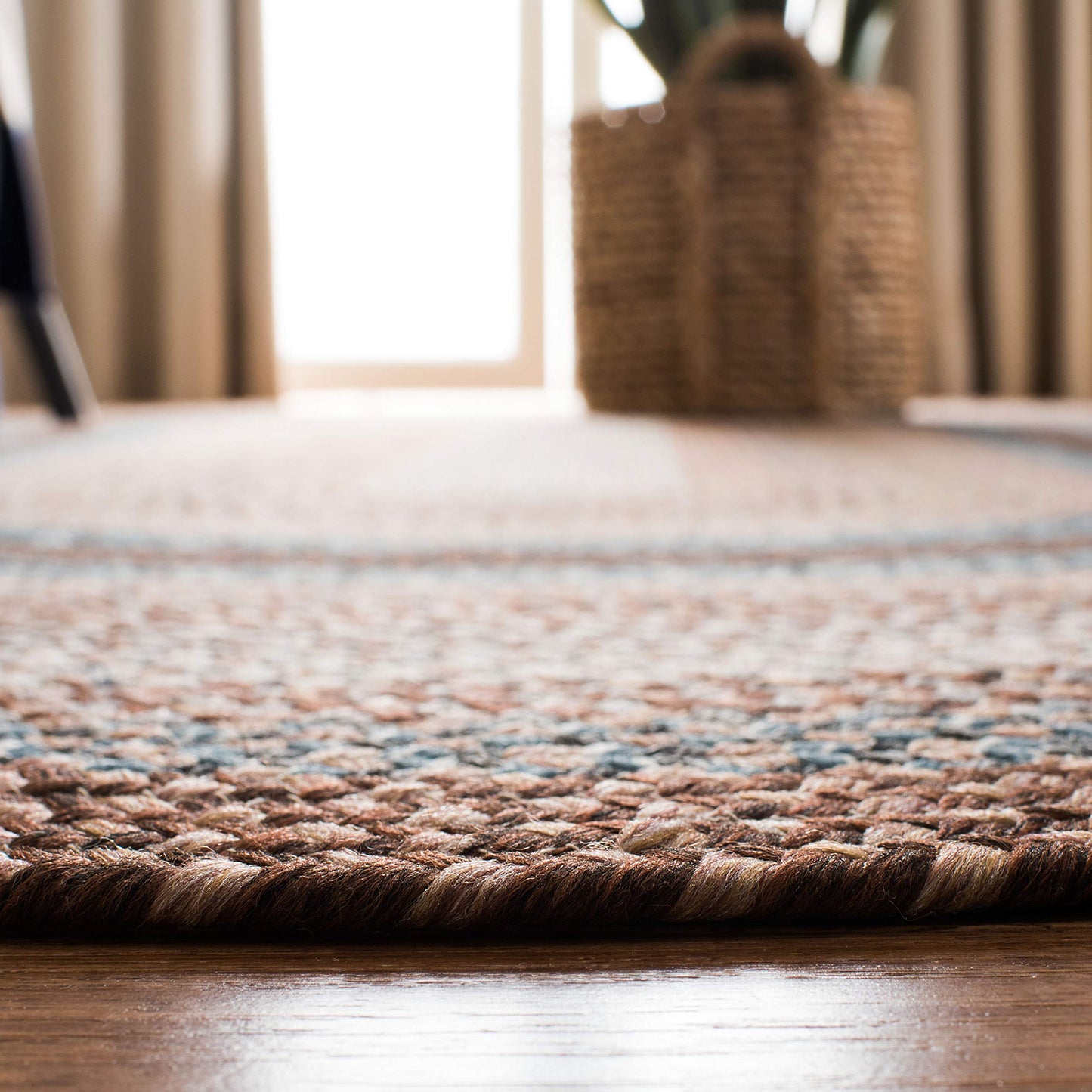 SAFAVIEH Washable Rug Outdoor Braided Collection - 7'x 10', Brown & Multi, Handmade & Reversible, Non-Shedding & Easy to Clean, Ideal for Patio, Backyard, Mudroom (BRD313A)