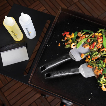 Blackstone 1542 5-Piece Professional Griddle Accessory Toolkit with 2 Squeeze Bottles, 2 Spatulas, and 1 Scraper