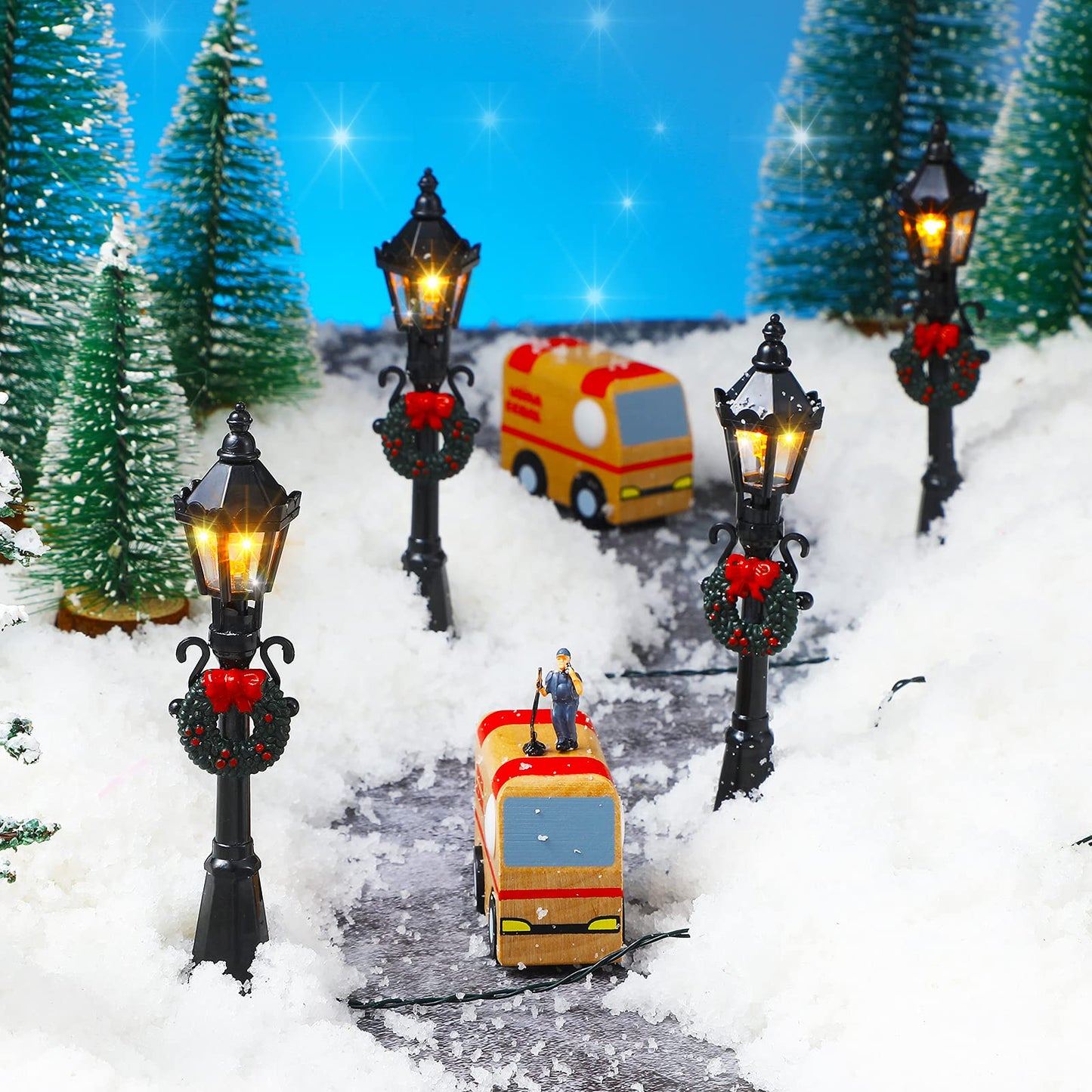 Christmas Lamp Post Village Accessories Village Fairy Lamp Train Lantern Lamp Miniature Street Lamp Decorative Street Lights for DIY Dollhouse Village Pathway (Classic Style, 4 Pieces)
