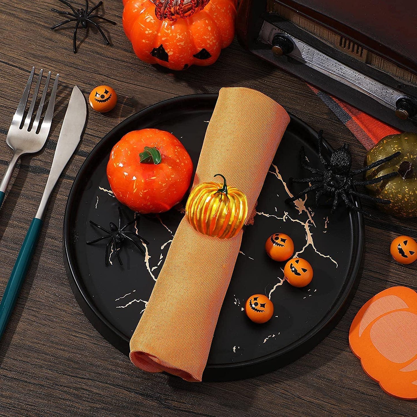 Getfitsoo Thanksgiving Pumpkin Napkin Rings Set of 6, Halloween Napkin Holder, Metal Napkin Rings for Family Gatherings Holiday Party Home Kitchen Dinner Table Setting (Pumpkin)