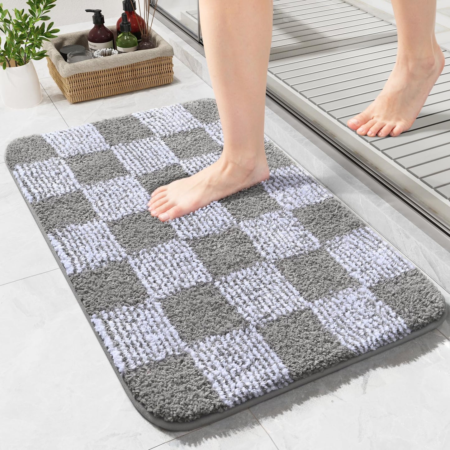LOCHAS Microfiber Bathroom Rug 24×17 Inch, Non Slip Rubber Backing Absorbent Soft Bath Mat, Machine Washable Carpet for Bathroom Kitchen Bedroom Entryway, Grey