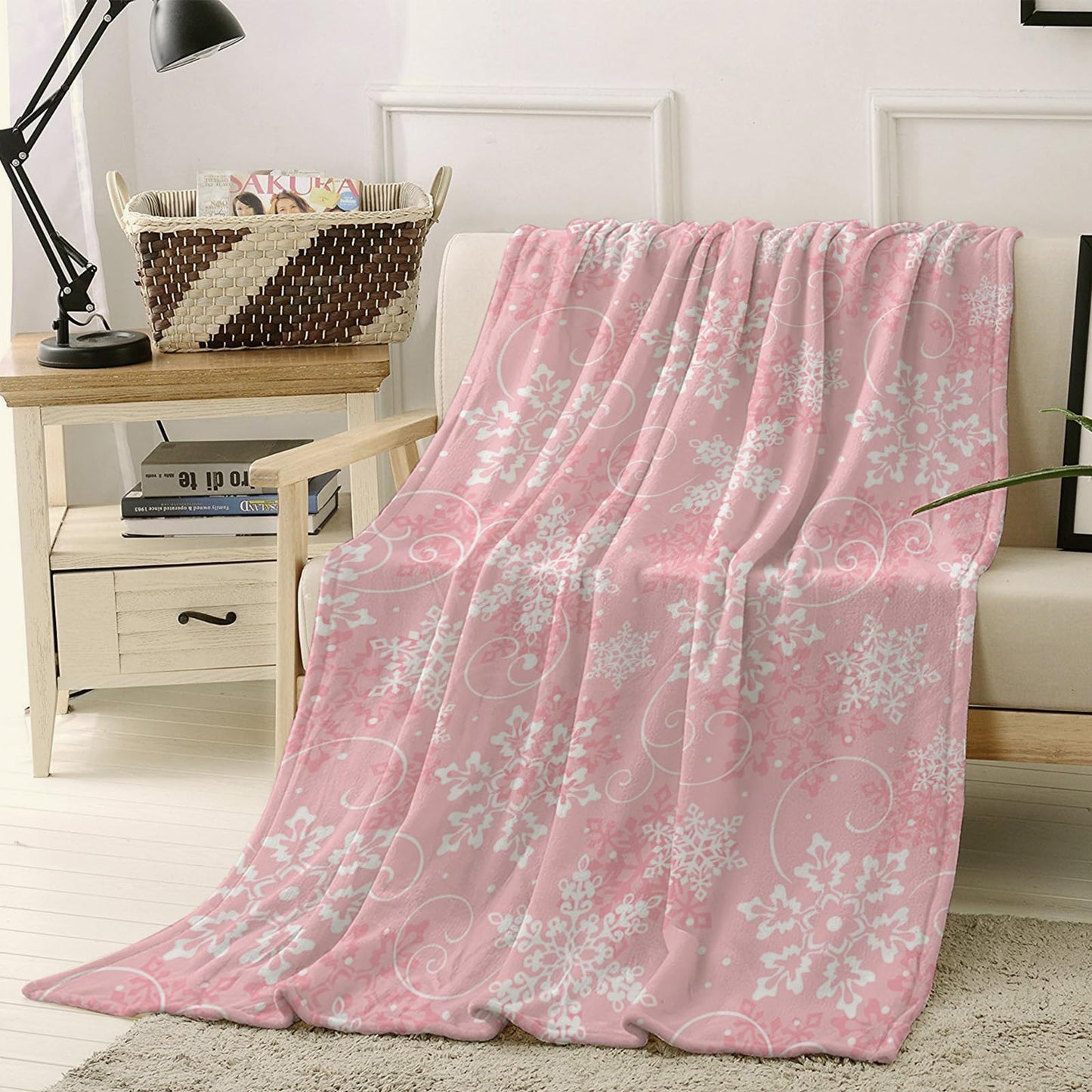 Christmas Throw Blankets, Pink White Snowflakes Pattern Soft Fleece Blanket Decorative for Home Sofa Couch Chair Living Bedroom,40x50 Inches, Winter