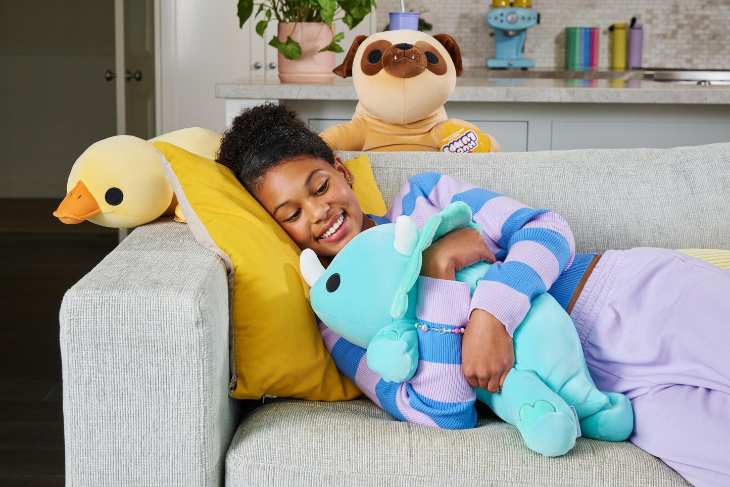 Hug-A-Lumps by ZURU, Cuddly Squishy Comfort Plush, Weighted Plush 1.5kg/3.3 pound, Goose (Mav)