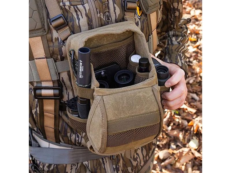 Knight & Hale Run N’ Gun® 150 Chest Rig, Mossy Oak® Original Bottomland® - Adjustable Universal-Fit Harness with Magnetic Reversible Flap - Multiple Pockets - Fits 42mm Binoculars