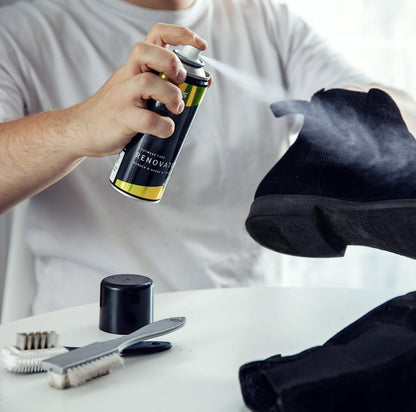 Kaps Renovator, Shoe Spray for Nubuck and Suede, Shoe Care Product for Reviving and Redyeing Nubuck, Suede and Fabric Shoes, 200 ml (118 - Black)