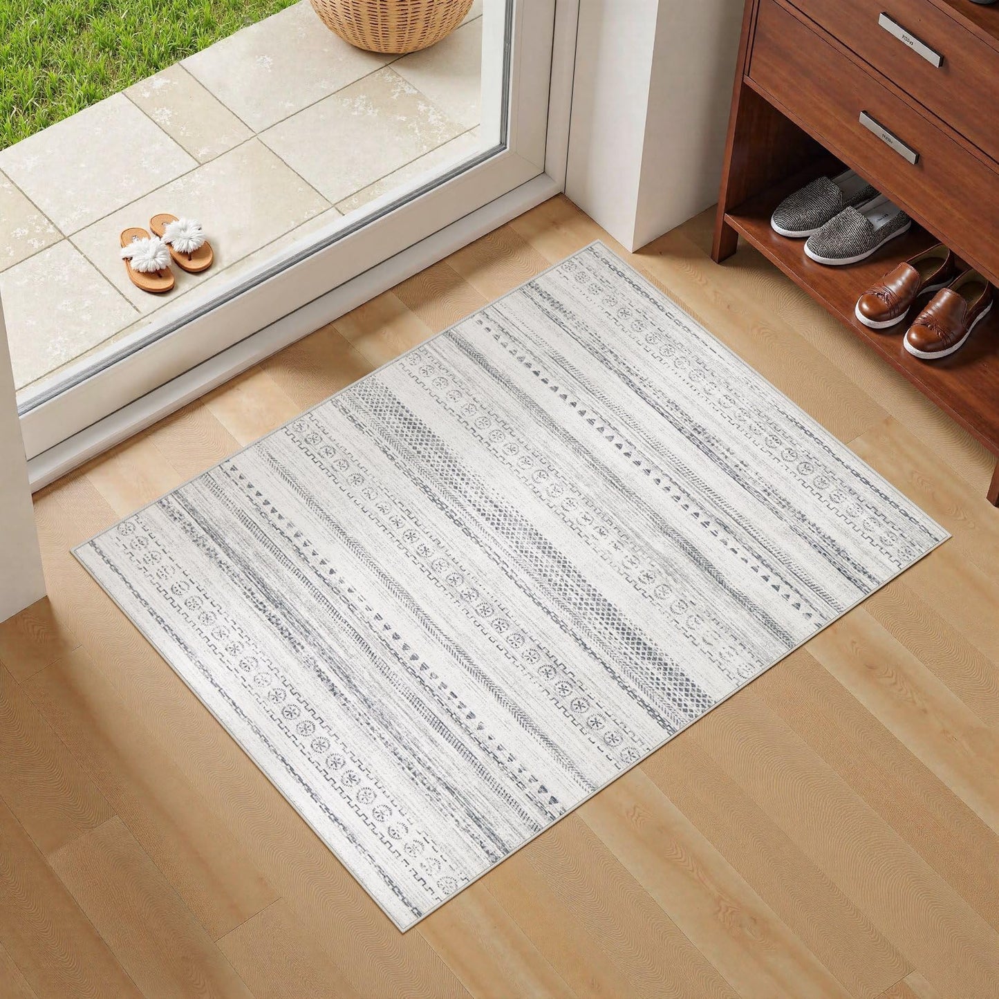 kakania 2x3 Washable Entryway Rug: Non Slip Soft Thin Small Rug, Boho Geometric Modern Decor, Easy Clean Indoor Floor Door Mat for Kitchen Bedroom Dorm Bathroom - Grey