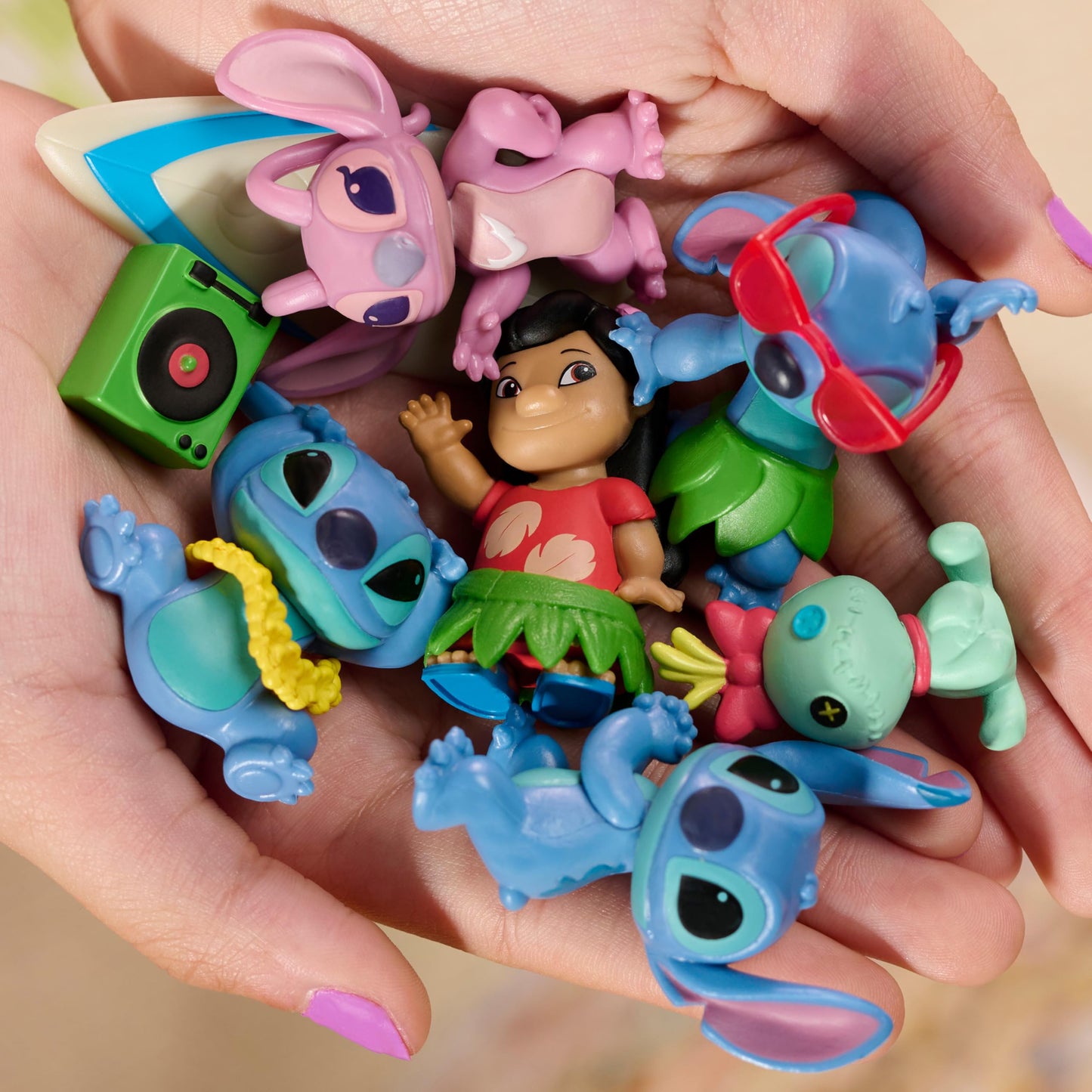 Just Play Disney Stitch Collectible Figure Set with Accessories, 11-Pieces, 5 cm Figurines, Includes Stitch, Lilo, Angel, & Scrump, Collectible Toys, Home Decoration, Kids Ages 3