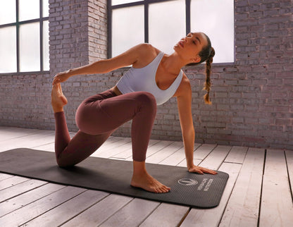 JOYSPELS Sports Bras for Women Extra Comfort Criss-Cross Back Padded Workout Tops for Women Medium Support Light Blue