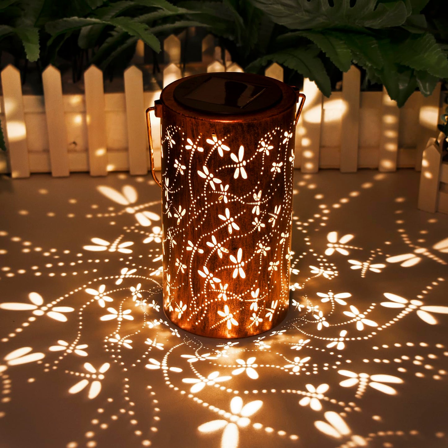 Christmas Gifts For women,Solar Lanterns Outdoor Hanging Lantern Lights, Dragonfly Hollowed-Out Metal Decor Lantern, Waterproof LED Decorative Garden Light - Delicate Garden Decoration for Patio, Yard