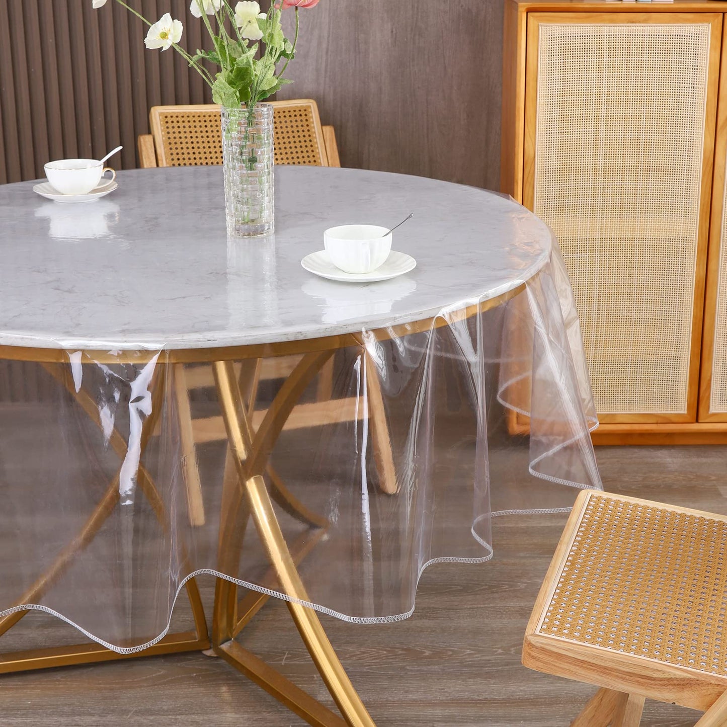 Clear Round Plastic Tablecloth Protector Waterproof Oil-Proof PVC Table Cloth Stain-Resistant Wipeable Table Cover for Round Table