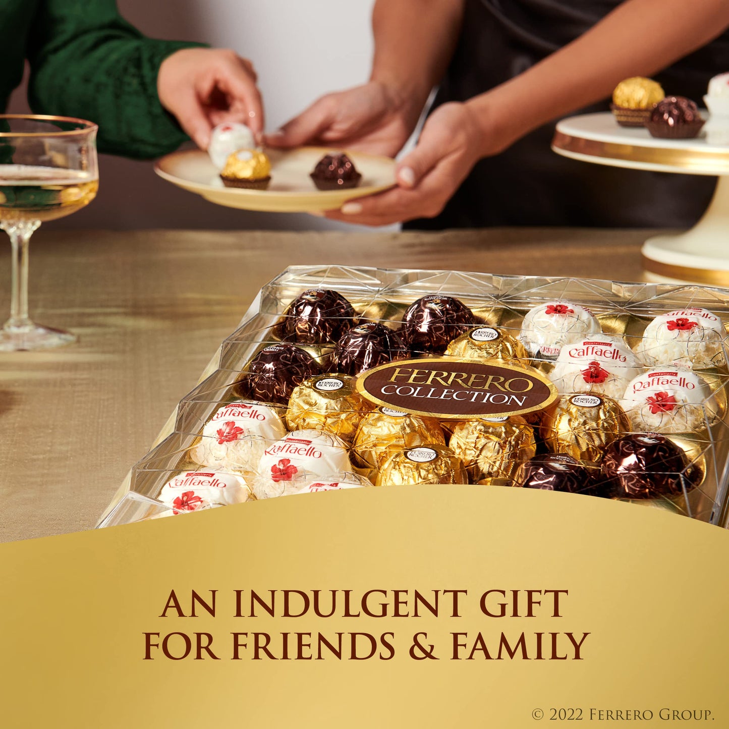 Ferrero Collection Gourmet Gift Box, 24 Assorted Confections with Hazelnut, Dark Chocolate and Coconut, 9.1 oz