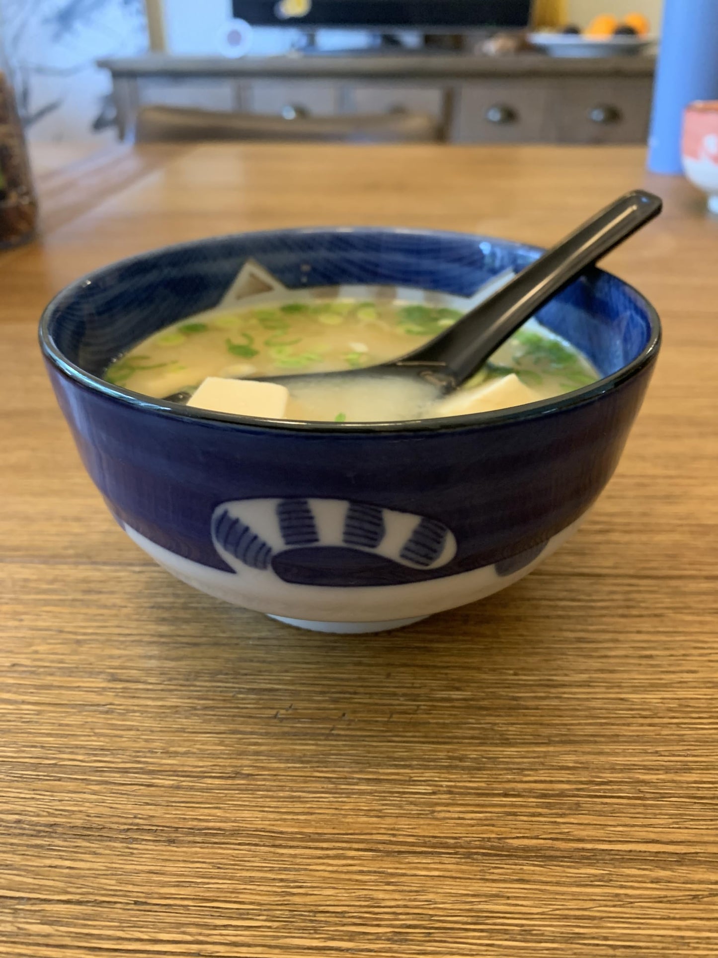 JapanBargain 3192x4, Black Soup Spoons Chinese Japanese Asian Spoons Wonton Miso Ramen Noodle Soup Spoons, Set of 4