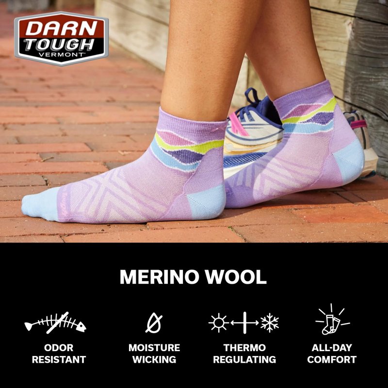 Darn Tough Women's 1/4 Ultra-Lightweight Run Sock (Style 1044) - Lavander, Medium