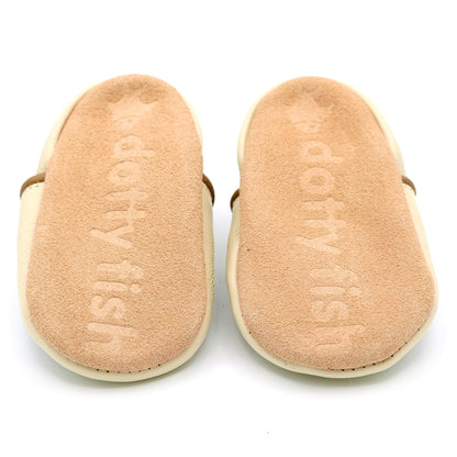 Dotty Fish Unisex Baby & Kids Soft Leather Barefoot Shoes – Boys & Girls, Animal Designs, Non-Slip Soft Soles, Lightweight, Flexible, Elasticated Ankles, Podiatry Approved – Cream Lion 12-18 Months