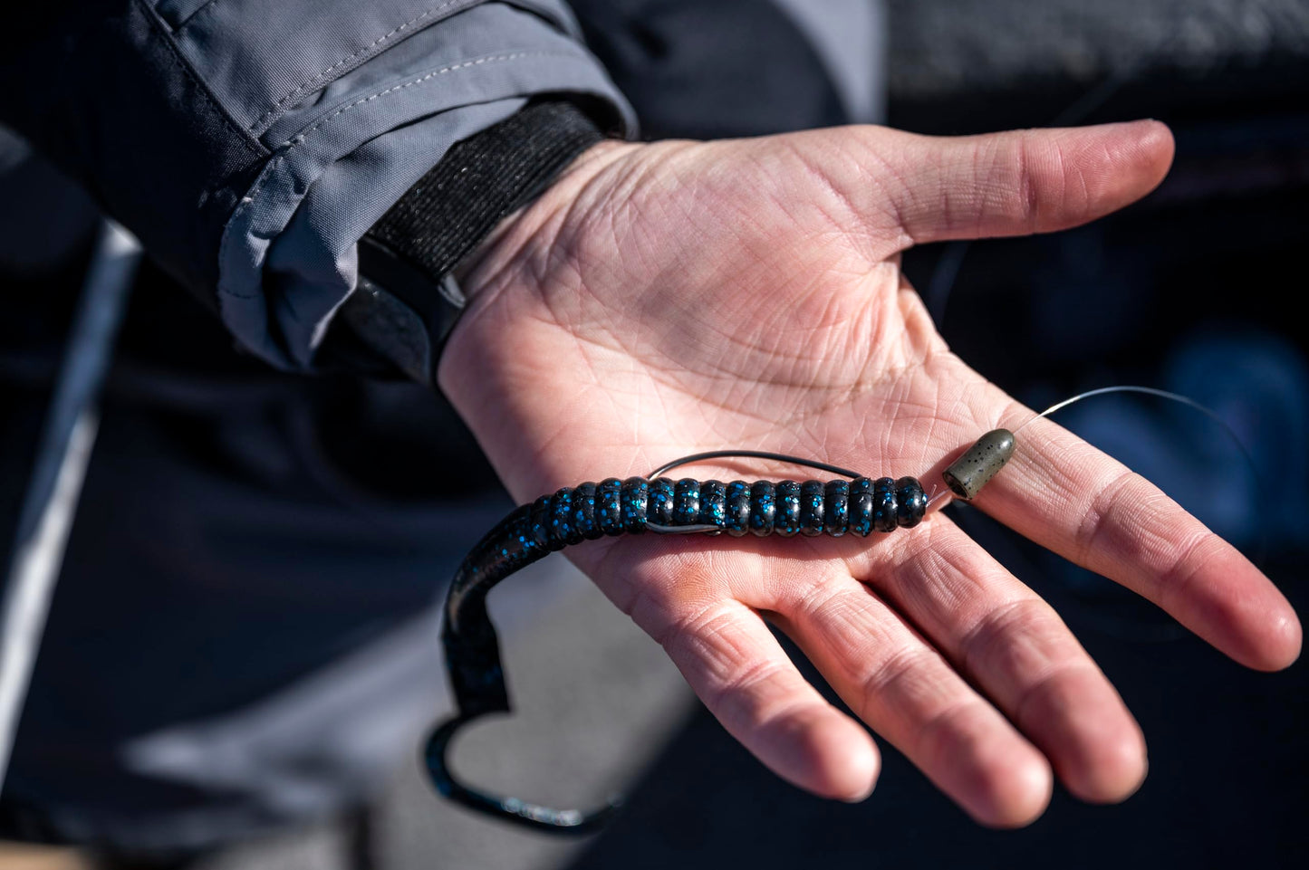 Berkley PowerBait® Power Worm Fishing Bait, Black, 7in | 18cm, Irresistible Flavor, Classic Curly Tail Worm Profile, Ideal for Spring, Summer and Fall Fishing