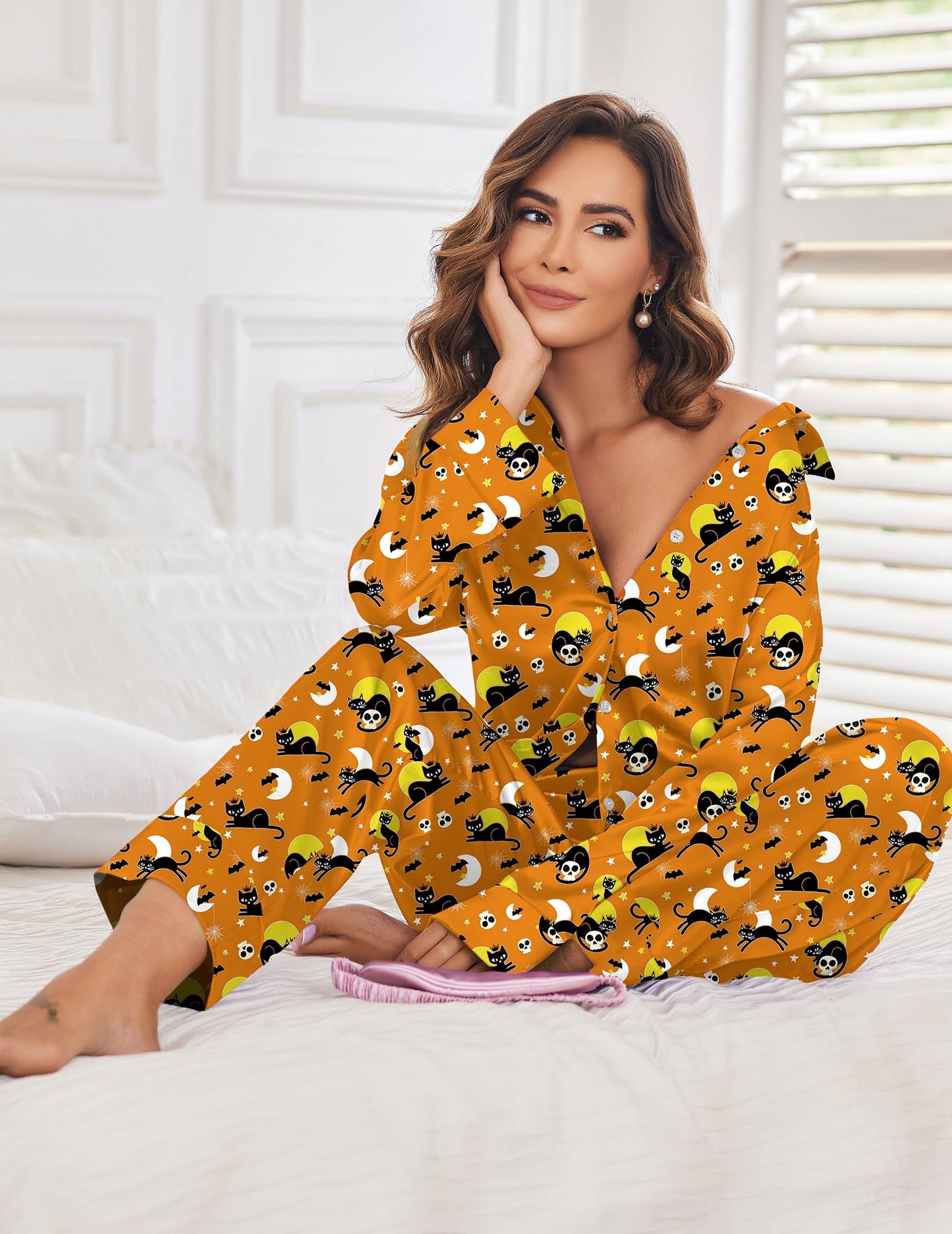 Ekouaer Silk Pajamas for Women Classic Button Down Pj Sets Satin Sleepwear Comfy Long Sleeve Loungewear Halloween M