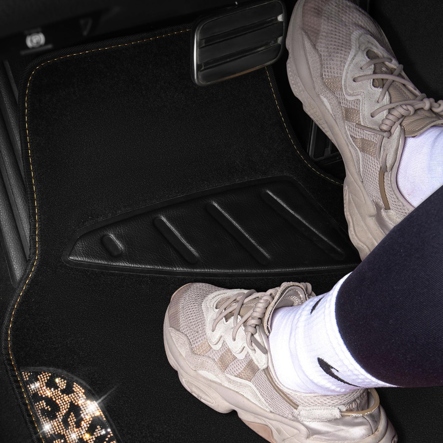 CAR PASS Bling Diamond Car Floor Mats, Shining Rhinestone Carpet Sparkly Glitter Crystal with Anti-Slip PVC Heel Pad Waterproof Universal Fit Automotive SUV,Sedan,Van,Cute Girl Women,4pcs Gold Leopard
