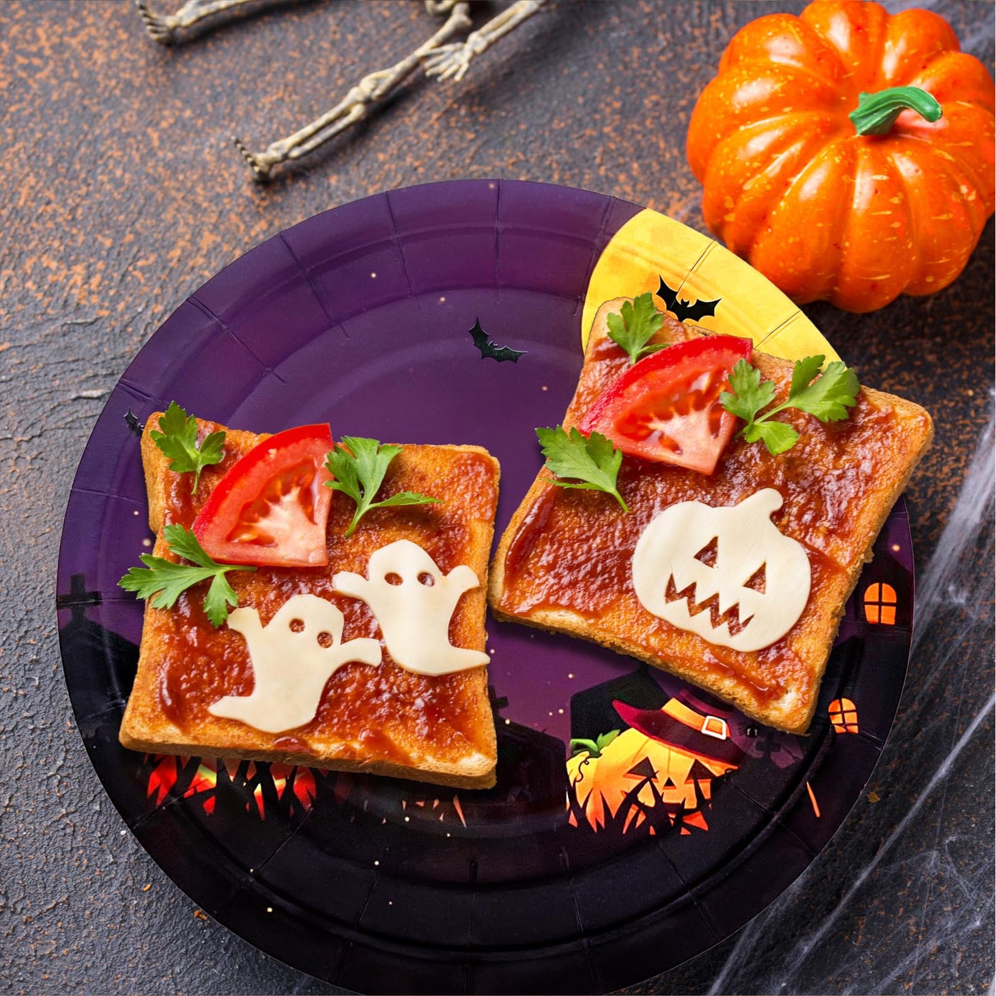 Aixuler Halloween Paper Plates, 40pcs Party Paper Plates Set Disposable Halloween Party Food Dinner Dessert Plates Tableware Decorations Favors, Including 20pcs 9" and 20pcs 7" for Halloween Plates