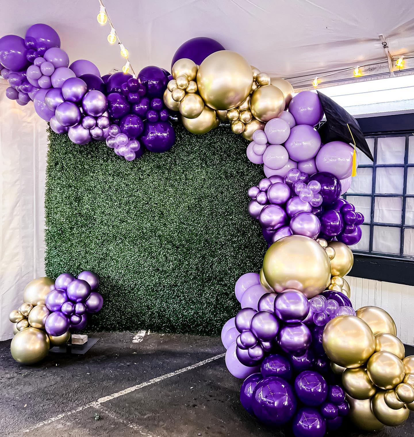 FOTIOMRG Dark Purple Balloons 12 inch, 50 Pack Deep Purple Latex Party Balloons Helium Quality for Birthday Butterfly Halloween Party Decorations (with Purple Ribbon)