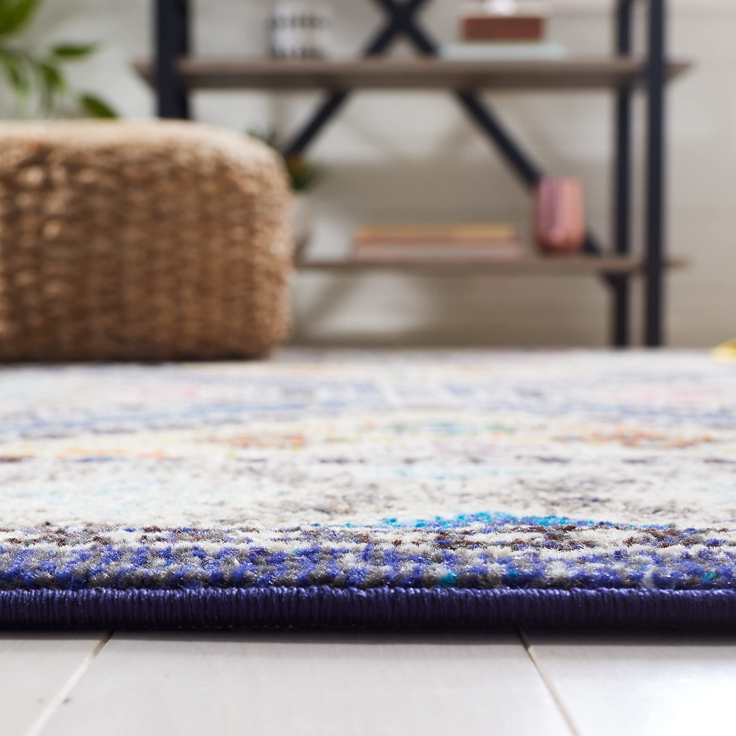 SAFAVIEH Area Rug 8x10 - Madison Collection - Large - Navy & Beige, Boho Tribal Distressed Design, Non-Shedding & Easy Cleaning, Ideal for Living Room, Bedroom, Office, Dining Space (MAD481N)