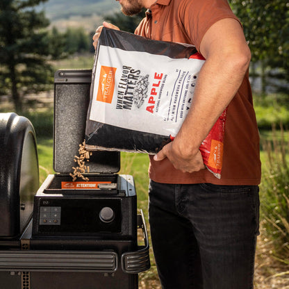 Traeger Grills Apple 100% All-Natural Wood Pellets for Smokers and Pellet Grills, BBQ, Bake, Roast, and Grill, 18 lb. Bag