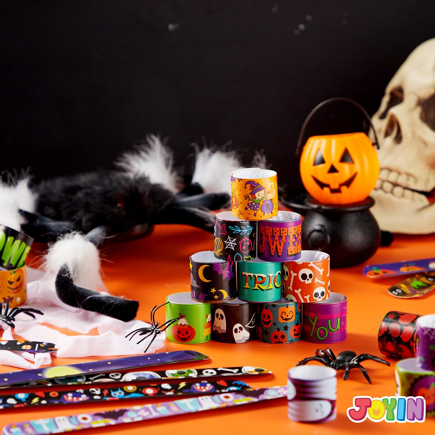 JOYIN 100 PCS Halloween Slap Bracelets for Kids, Halloween Bracelets Bulk for Girls Boys Gifts, Friendship Bracelets Snap Bracelets for Halloween Party Favors Goodie Bag Fillers