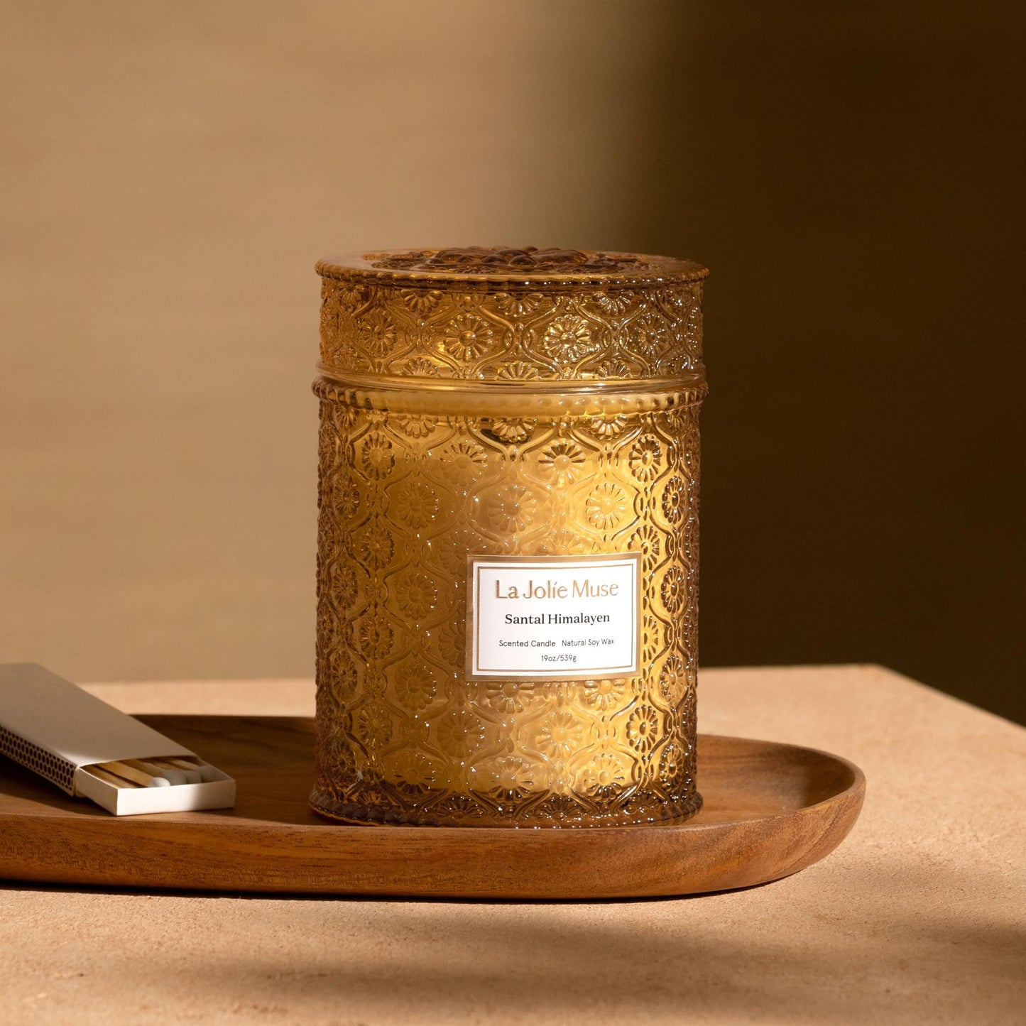 LA Jolie Muse Santal Himalayen, Large Natural Soy Candle, 90 Hours Burning Time, Wood Wicked Candle，Sandalwood Candle, Aromatherapy Candle Gifts, Luxury Candles for Home