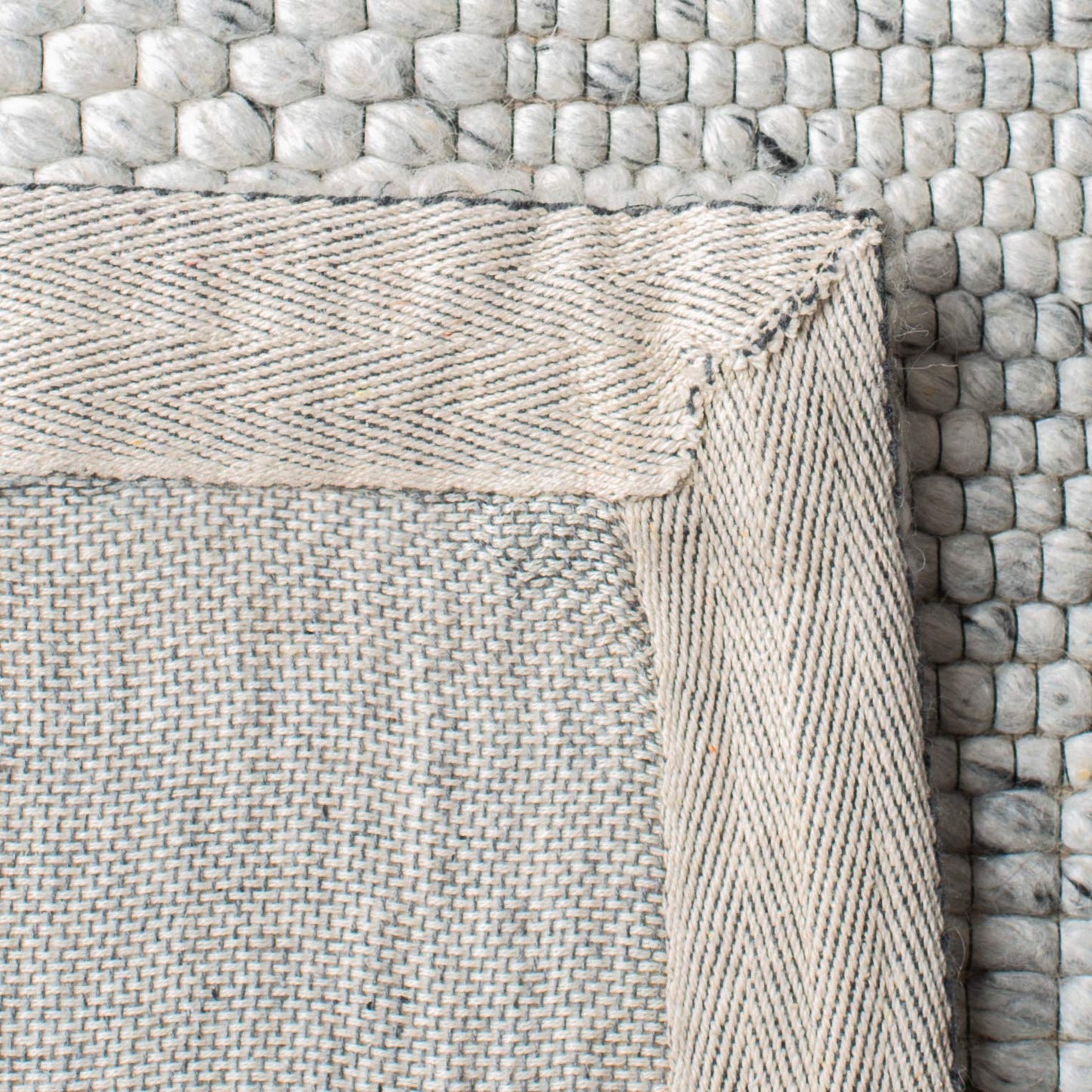 SAFAVIEH Marbella Collection Runner Rug - 2'3" x 8', Light Grey, Handmade Wool, Ideal for High Traffic Areas in Living Room, Bedroom (MRB393F)