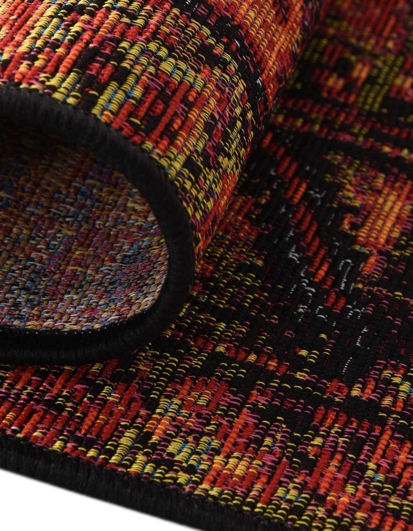 Unique Loom Outdoor Tribal Collection Area Rug - Quepos (4' 1" x 6' 1" Oval Multi/Black)