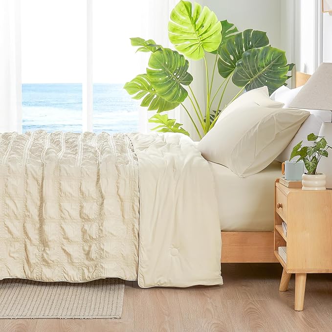 Cozy Bliss Cooling Comforter Seersucker Plaid Full, Q-Max 0.4 Reversible Lightweight Cooling Blanket, Breathable Silk Smooth Summer Bedding Quilt for Hot Sleepers Night Sweats Khaki