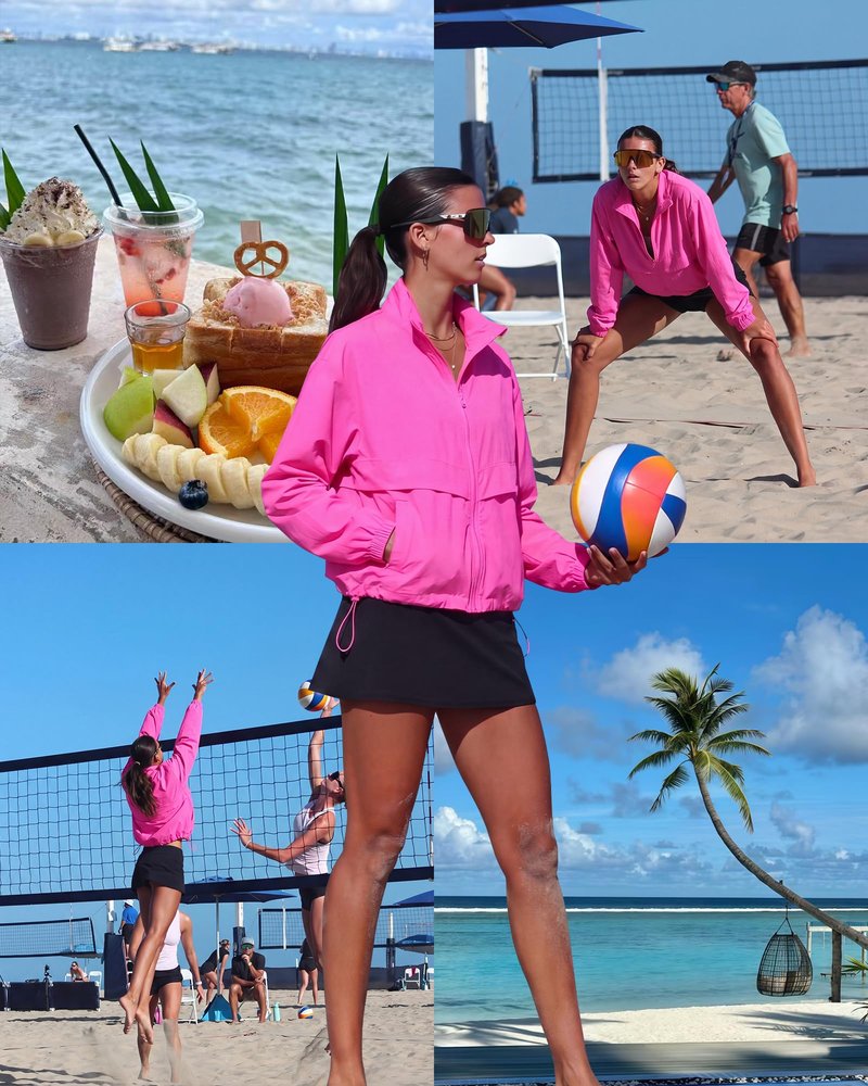 Gacaky Women's Lightweight Athletic Jacket Sun Protection Full Zip Long Sleeve Shirts Workout Track Jackets with Pocket Hiking Outdoor Rose S