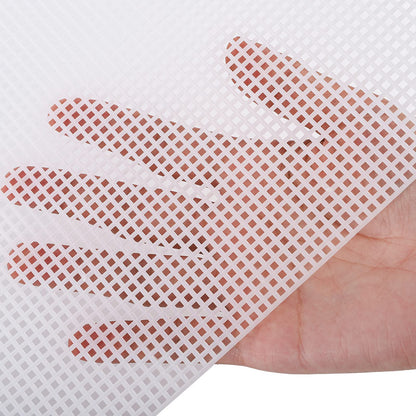 Tosnail 20 Pcs 7 Count Clear Plastic Mesh Canvas Sheets, 10.5x13.5 Inch Plastic Mesh Sheets for Knit and Crochet Projects Embroidery Acrylic Yarn Crafting