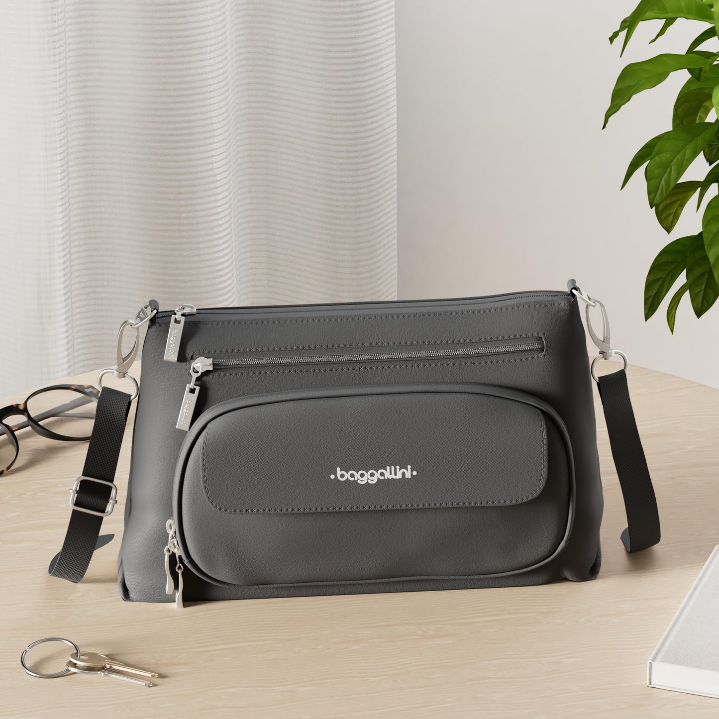 Baggallini Womens Original RFID Everyday Crossbody Bag