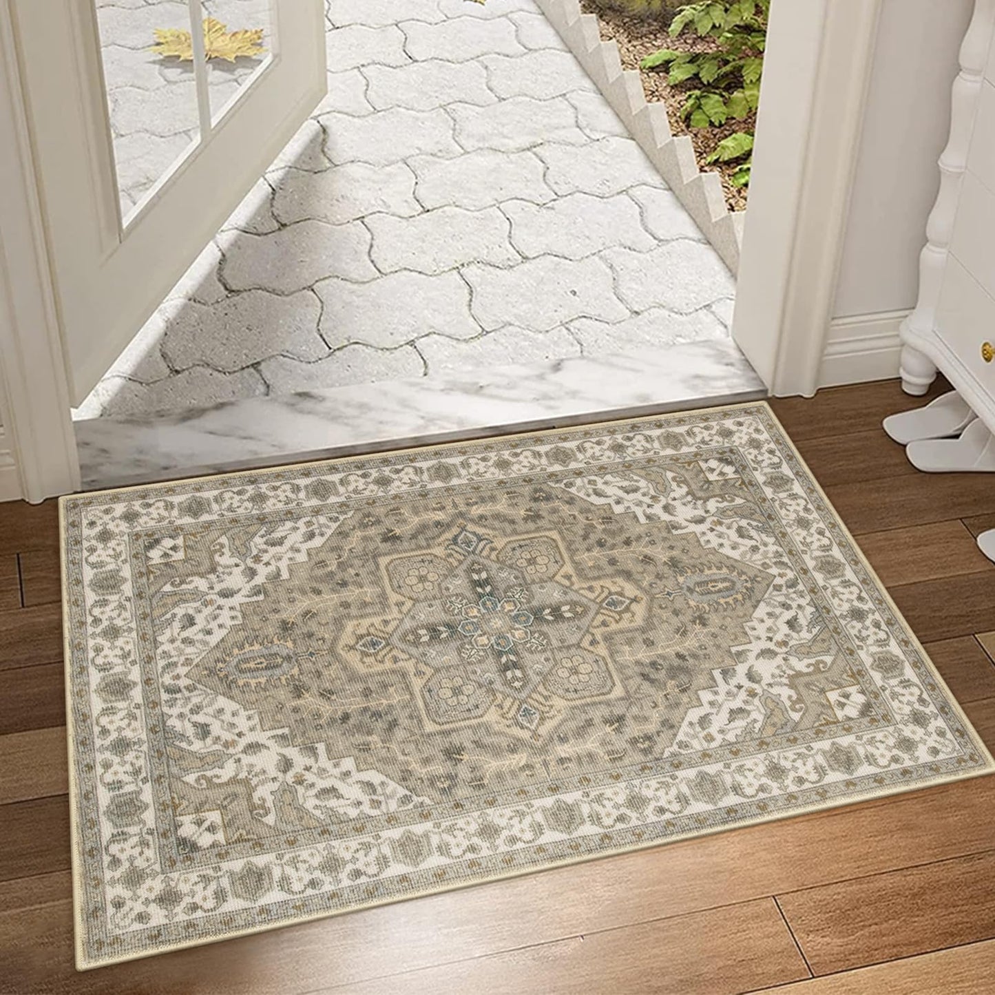 Collive Washable Indoor Doormat, Non Slip Retro Floor Mat 20" x 32" Small Mat Quick Absorbent Entrance Rug Distressed Taupe Front Door Mat, Welcome Mats Entryway Rug Doormats for Kitchen Home Patio