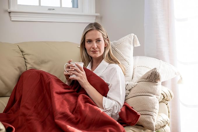BLACK+DECKER Heated Blanket Electric Throw, Fleece Electric Blanket, Heating Blanket with 4 Heating Levels, 3H Timer, Auto Shutoff, Fast Heating (50x60 inches, Chocolate)