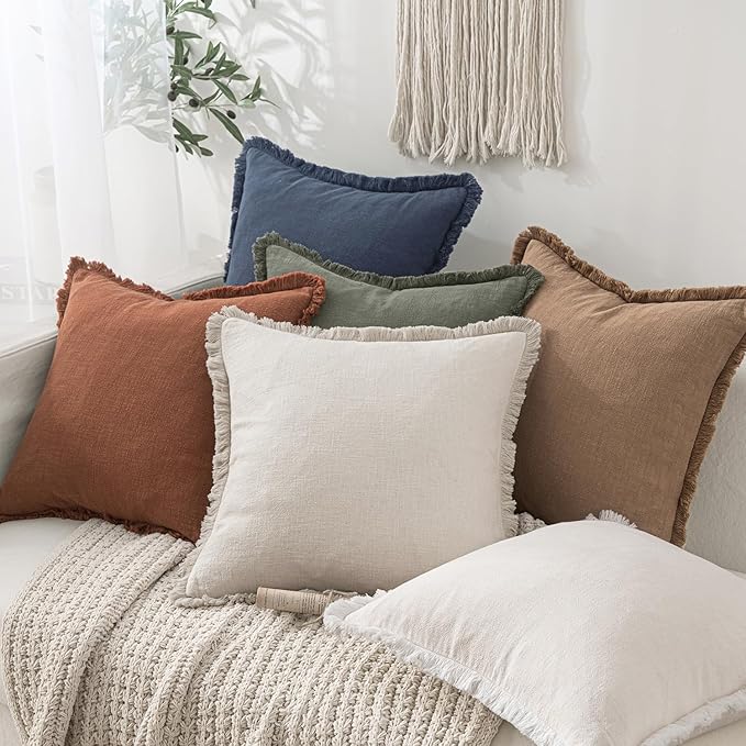 MIULEE Christmas Decorative Throw Pillow Covers Neutral Linen Fringe Throw Pillows Set of 2 Natural Beige Boho Farmhouse Cushion Covers with Tassels for Couch Sofa Bed Living Room Decor 18x18 Inch